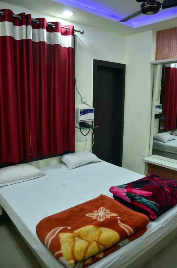 Hotel Mahak Baran 외부 사진