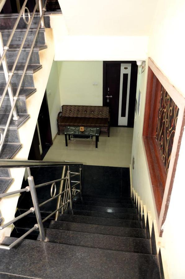 Hotel Mahak Baran 외부 사진